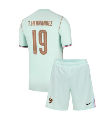 Frankrike Theo Hernandez #19 Replika Bortatröja Barn VM 2026 Kortärmad (+ Korta byxor)